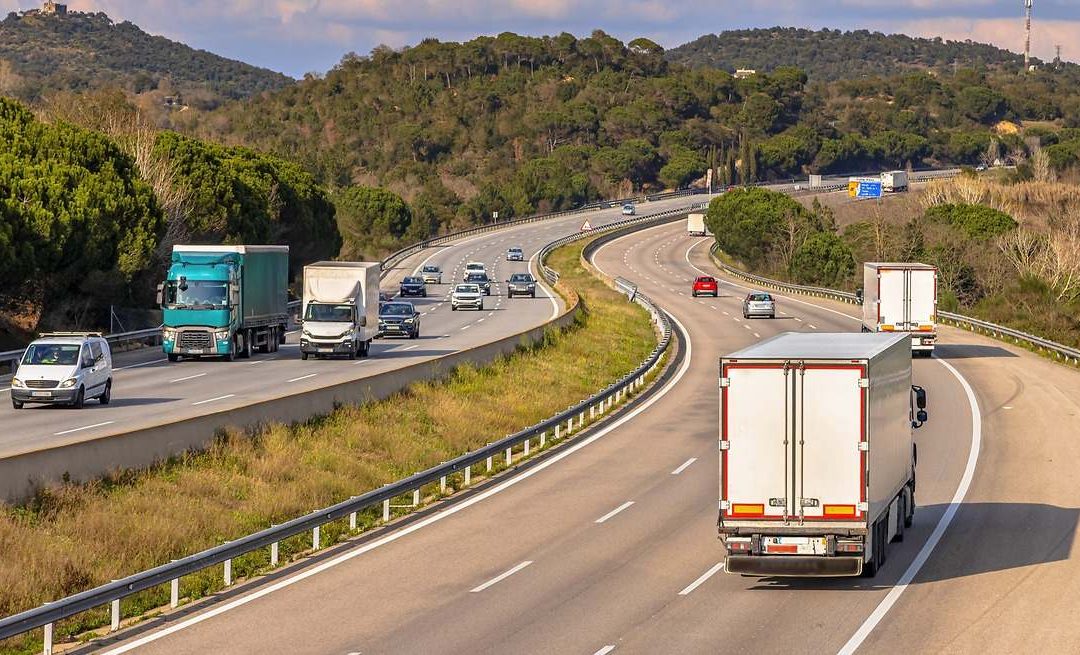 La AP-7 ya adapta la velocidad con IA